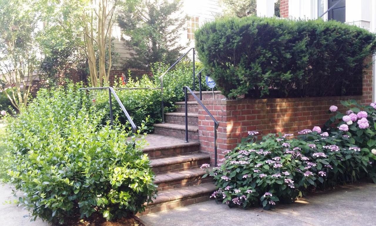 Free Parking On A Private St., Minutes To Georgetown, Medstar Hospital, Georgetown University And More Washington Extérieur photo
